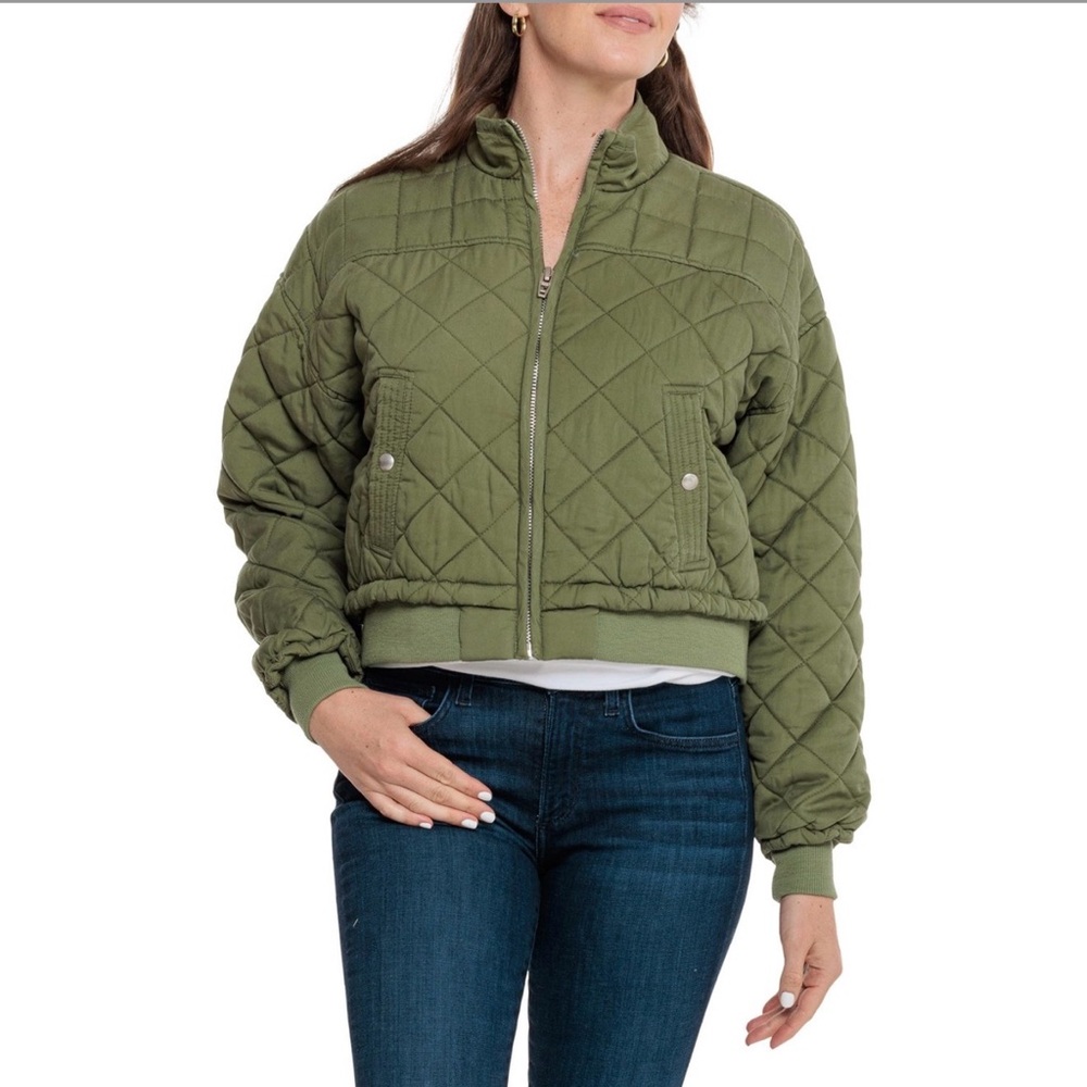 Blank‎ NYC "On the Ball" Quilted Green Cozy Warm Stylish Bomber Jacket Sz M EUC